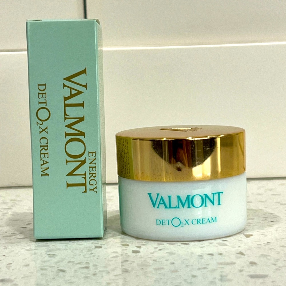 Valmont DetO2x cream bundle